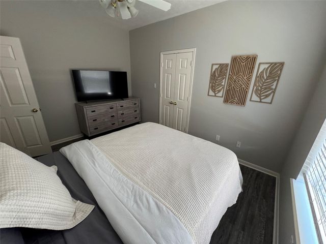 14024 Shoreline Drive, Willis, TX 77318