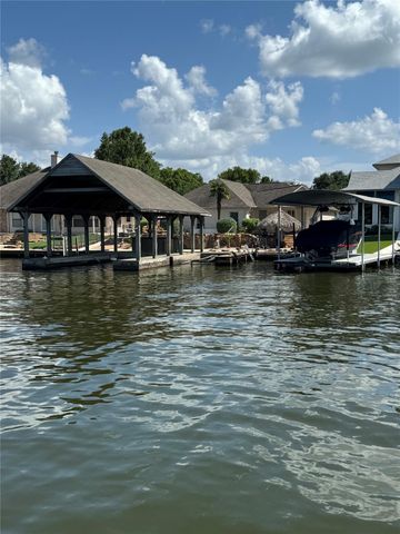 14024 Shoreline Drive, Willis, TX 77318