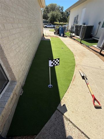 14024 Shoreline Drive, Willis, TX 77318