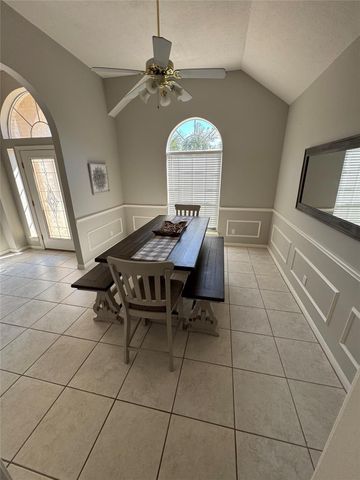 14024 Shoreline Drive, Willis, TX 77318