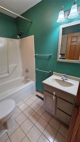 816 Starr Avenue, Eau Claire, WI 54703