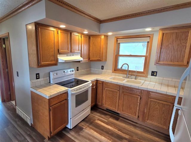 816 Starr Avenue, Eau Claire, WI 54703