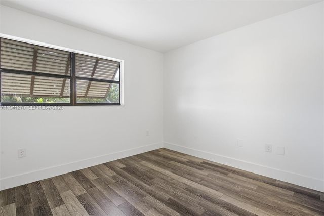 6850 NW 173rd Dr 103, Hialeah, FL 33015