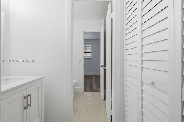 6850 NW 173rd Dr 103, Hialeah, FL 33015