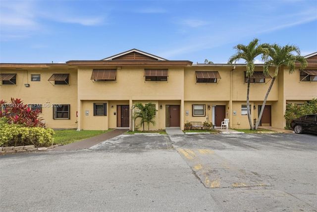 6850 NW 173rd Dr 103, Hialeah, FL 33015