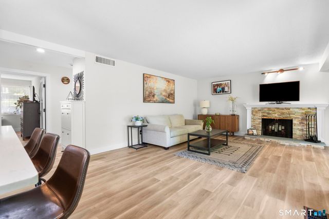 38 Heritage Village A, Southbury, CT 06488