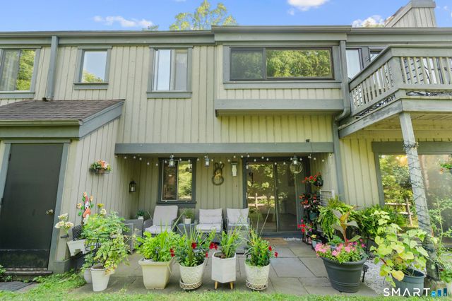 38 Heritage Village A, Southbury, CT 06488