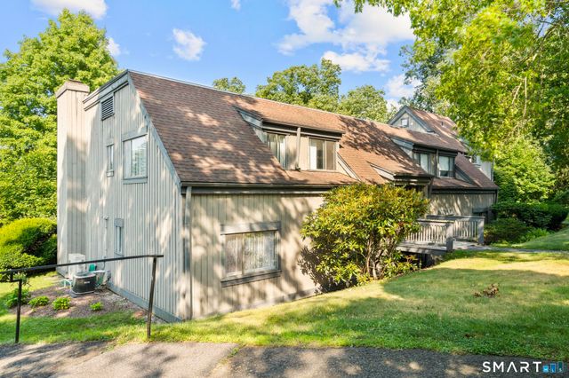 38 Heritage Village A, Southbury, CT 06488