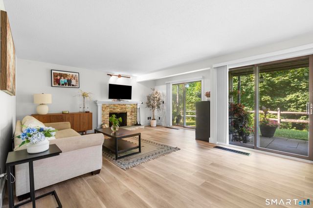 38 Heritage Village A, Southbury, CT 06488