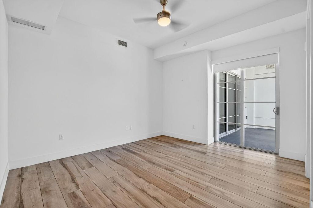 Image 24 of property listing at 155 E Boca Raton Road 1014, Boca Raton, FL 33432