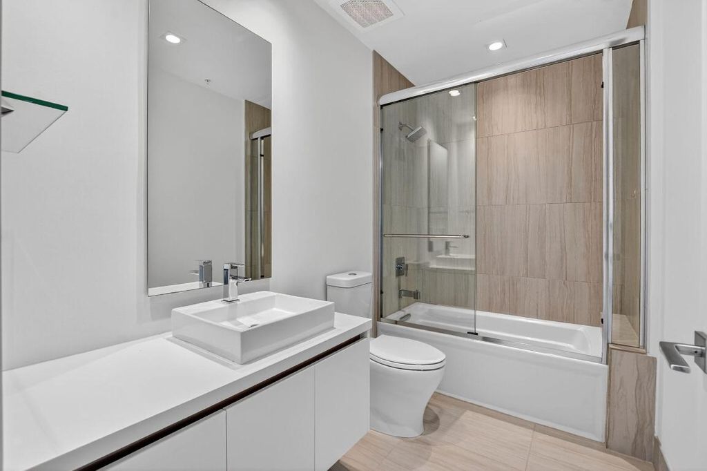 Image 30 of property listing at 155 E Boca Raton Road 1014, Boca Raton, FL 33432