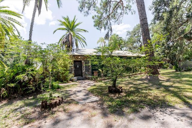 12115 S US HWY 41, Gibsonton, FL 33534