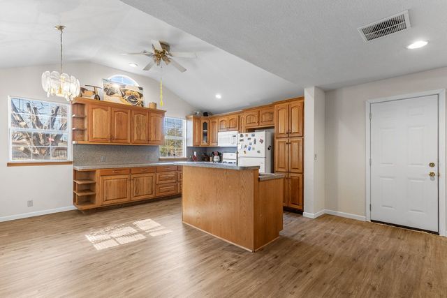 2010 Burroughs Street, Wichita Falls, TX 76309