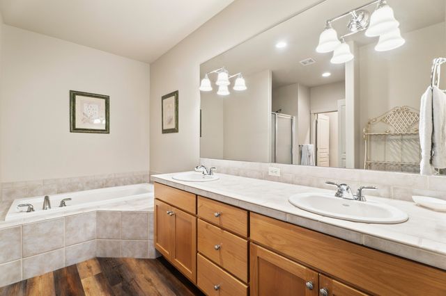 11130 Village Loop, Redmond, OR 97756