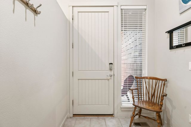 11130 Village Loop, Redmond, OR 97756