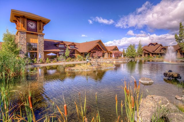 11130 Village Loop, Redmond, OR 97756