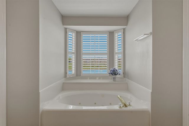 3105 Westwood Drive, Arlington, TX 76012