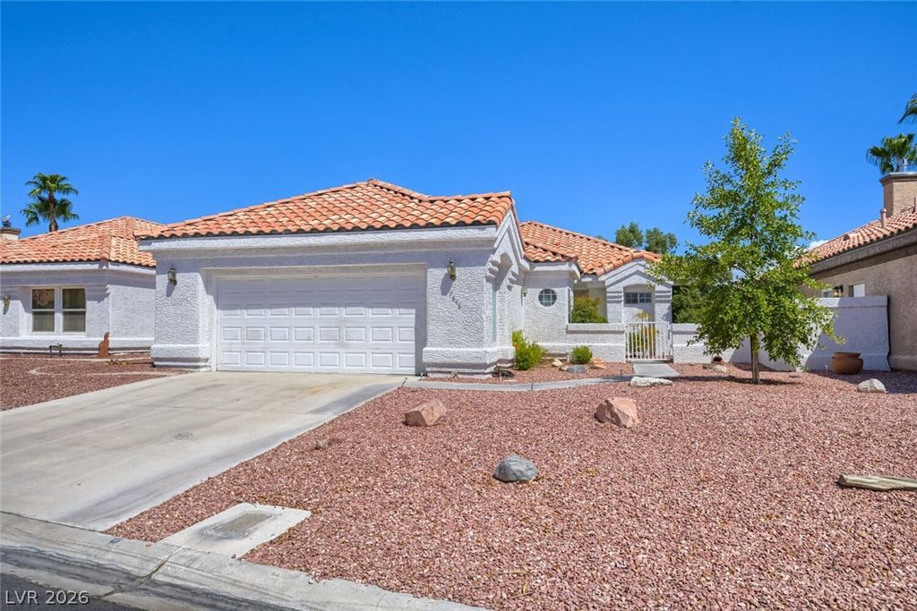 7848 Ben Hogan Drive, Las Vegas, NV 89149 — exterior