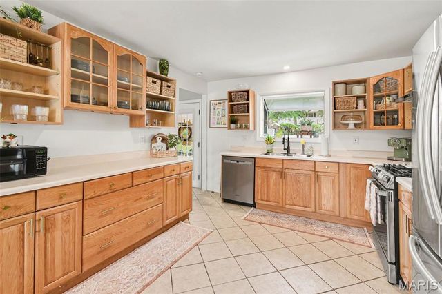 661 Sun Valley N, Arnold, MO 63010
