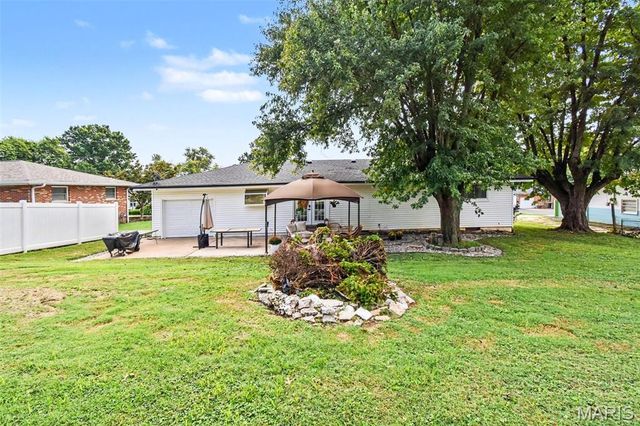 661 Sun Valley N, Arnold, MO 63010