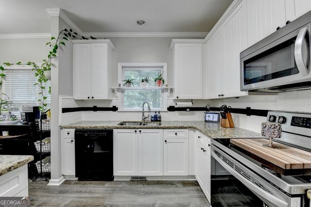 2486 Hampton Park Drive, Buford, GA 30519