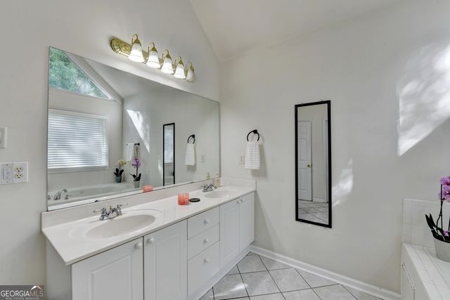 2486 Hampton Park Drive, Buford, GA 30519