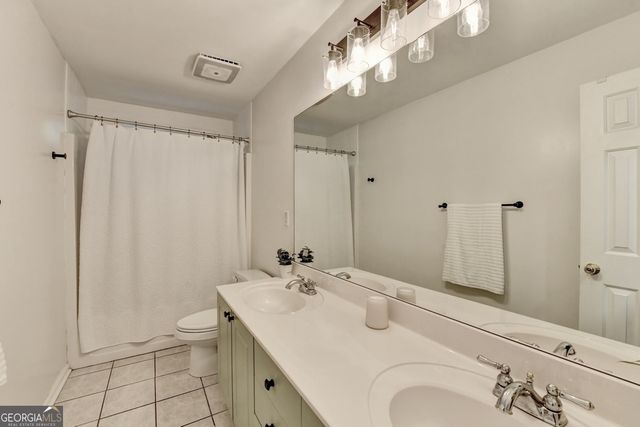 2486 Hampton Park Drive, Buford, GA 30519