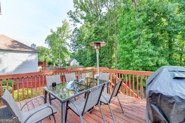 2486 Hampton Park Drive, Buford, GA 30519