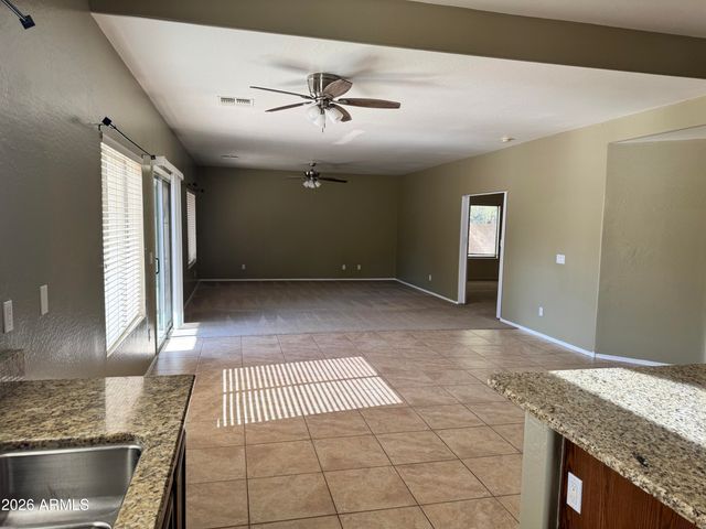 1733 E Primera Drive, Casa Grande, AZ 85122