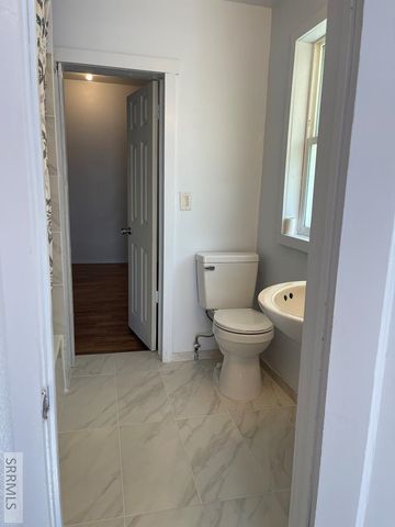 725 E Judicial Street, Blackfoot, ID 83221