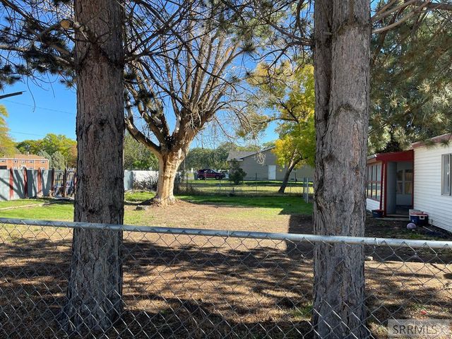 725 E Judicial Street, Blackfoot, ID 83221