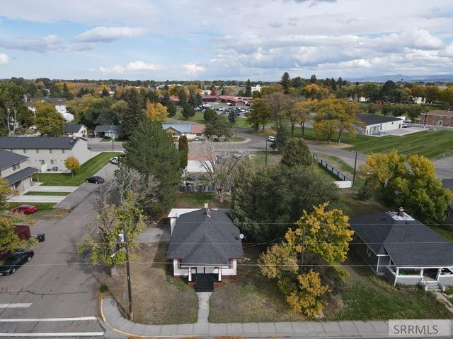 725 E Judicial Street, Blackfoot, ID 83221