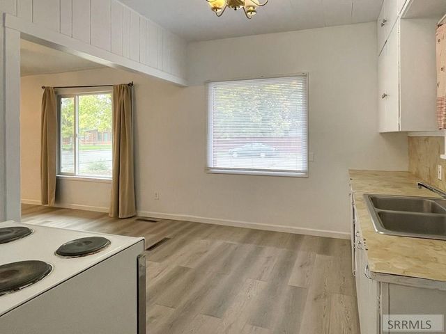 725 E Judicial Street, Blackfoot, ID 83221