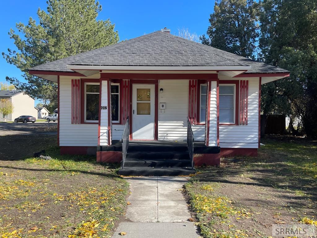 725 E Judicial Street, Blackfoot, ID 83221