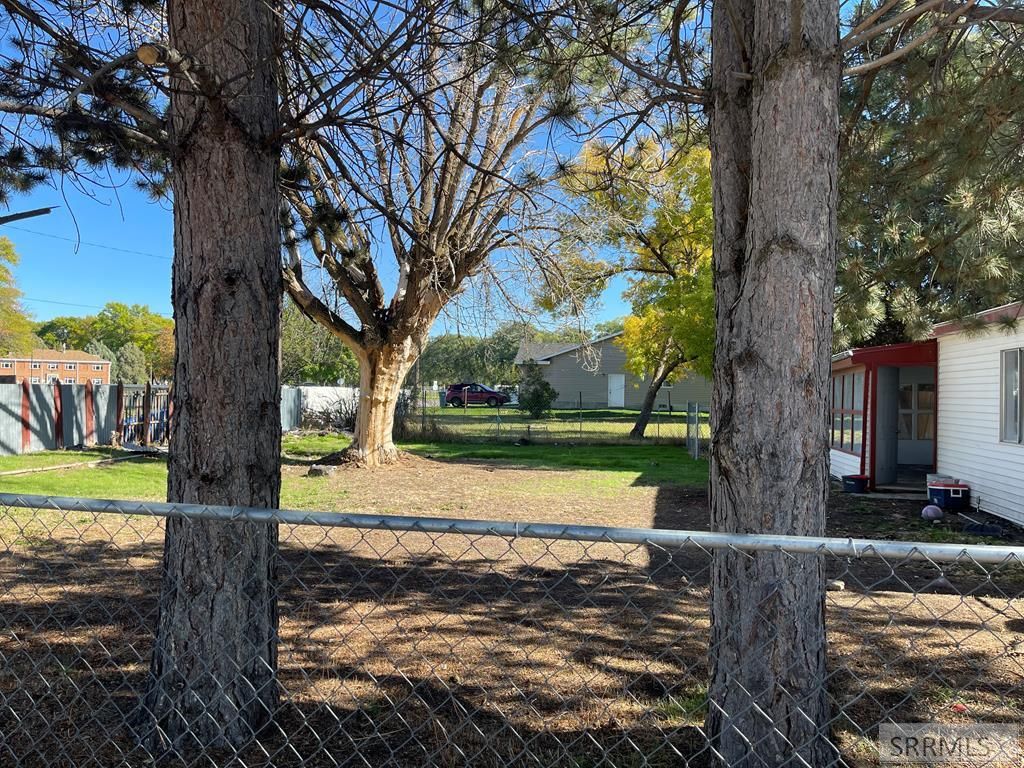 Image 28 of property listing at 725 E Judicial Street, Blackfoot, ID 83221