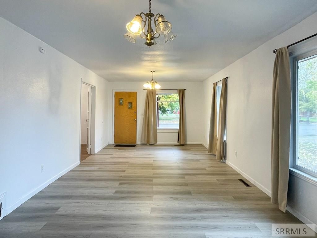 Image 3 of property listing at 725 E Judicial Street, Blackfoot, ID 83221