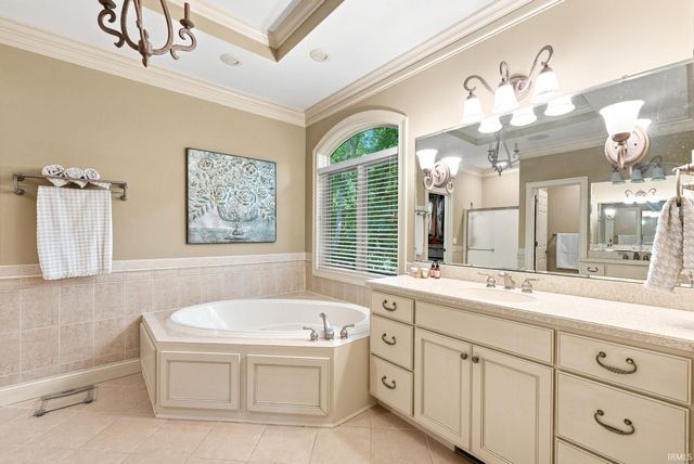 7566 E Lakewood Dr- 92, Roanoke, IN 46783
