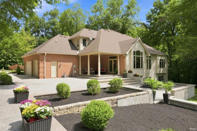 7566 E Lakewood Dr- 92, Roanoke, IN 46783