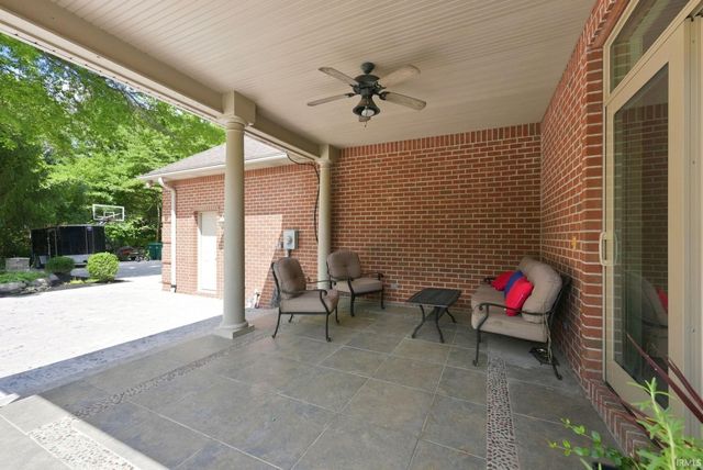7566 E Lakewood Dr- 92, Roanoke, IN 46783
