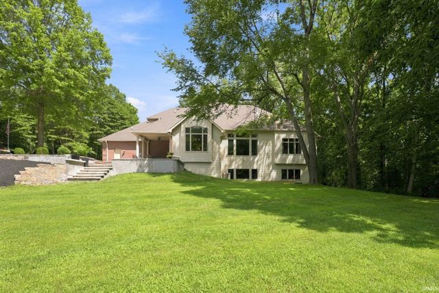 7566 E Lakewood Dr- 92, Roanoke, IN 46783