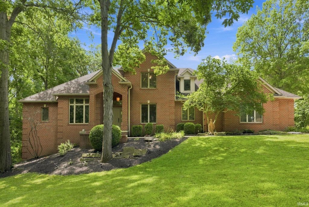 7566 E Lakewood Dr- 92, Roanoke, IN 46783