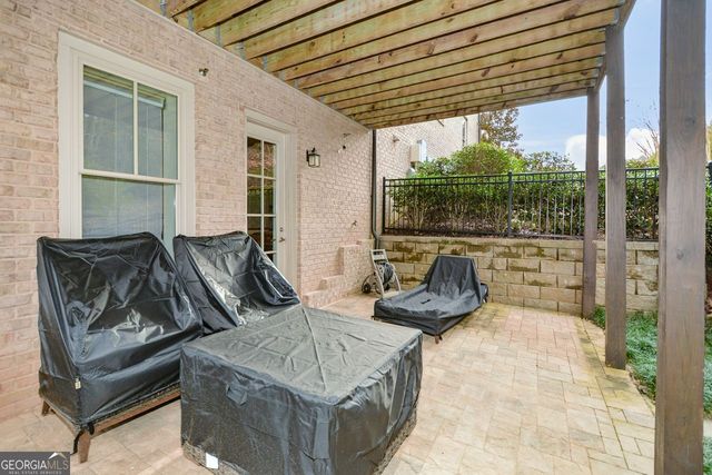 601 Abbington River Lane, Atlanta, GA 30339