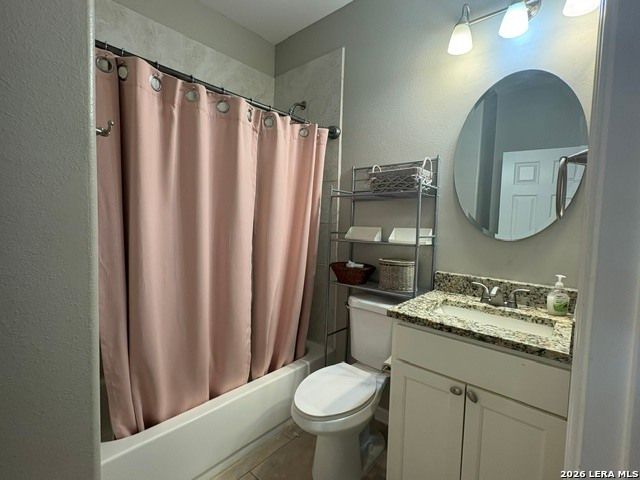 105 CEDAR LANE DR, Canyon Lake, TX 78133