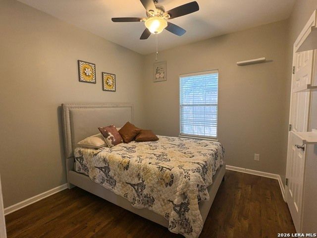 105 CEDAR LANE DR, Canyon Lake, TX 78133