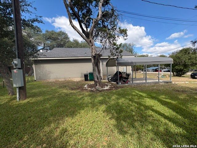 105 CEDAR LANE DR, Canyon Lake, TX 78133