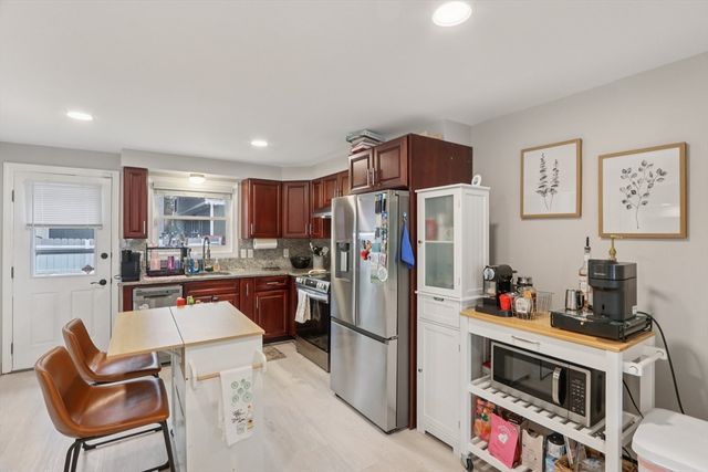 19 Delford St 1, Boston, MA 02131