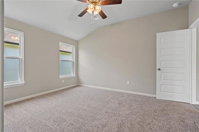 20209 W 194th Terrace, Spring Hill, KS 66083