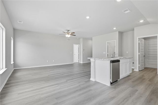 20209 W 194th Terrace, Spring Hill, KS 66083