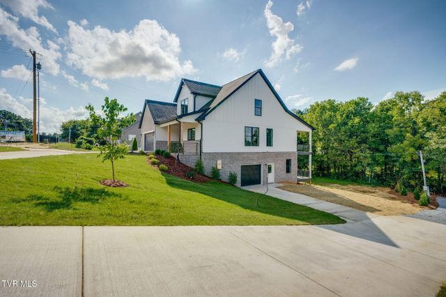 585 Carroll Creek Road, Johnson City, TN 37601