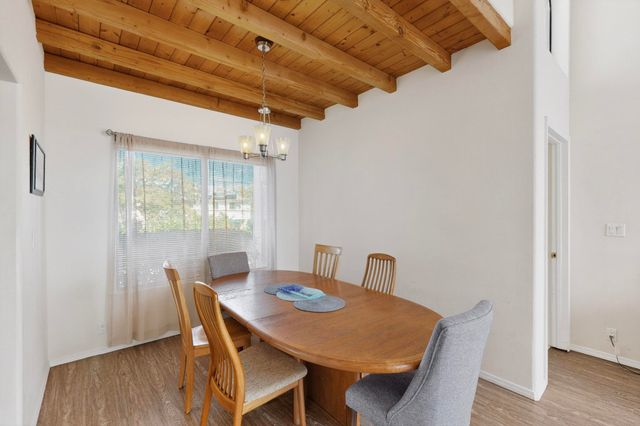 7809 OAKLAND Avenue NE, Albuquerque, NM 87122